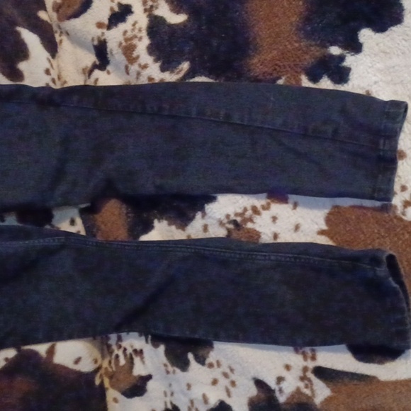 LEVI STRAUSS DARK CHARCOLE COLOR WOMENS JEGGINGS, TAG SAYS 26X30. - Picture 4 of 10